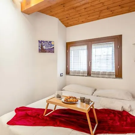 Apartman Station The First