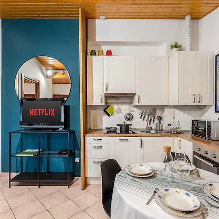 Apartman Station The First